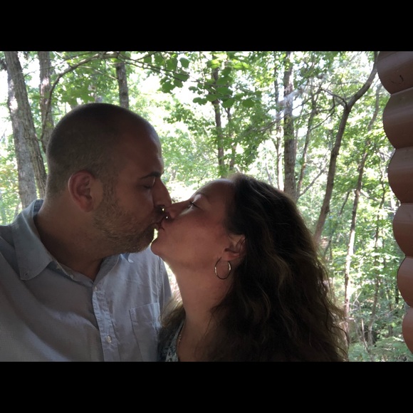 Meet your Posher, Bee - Picture 4 of 6